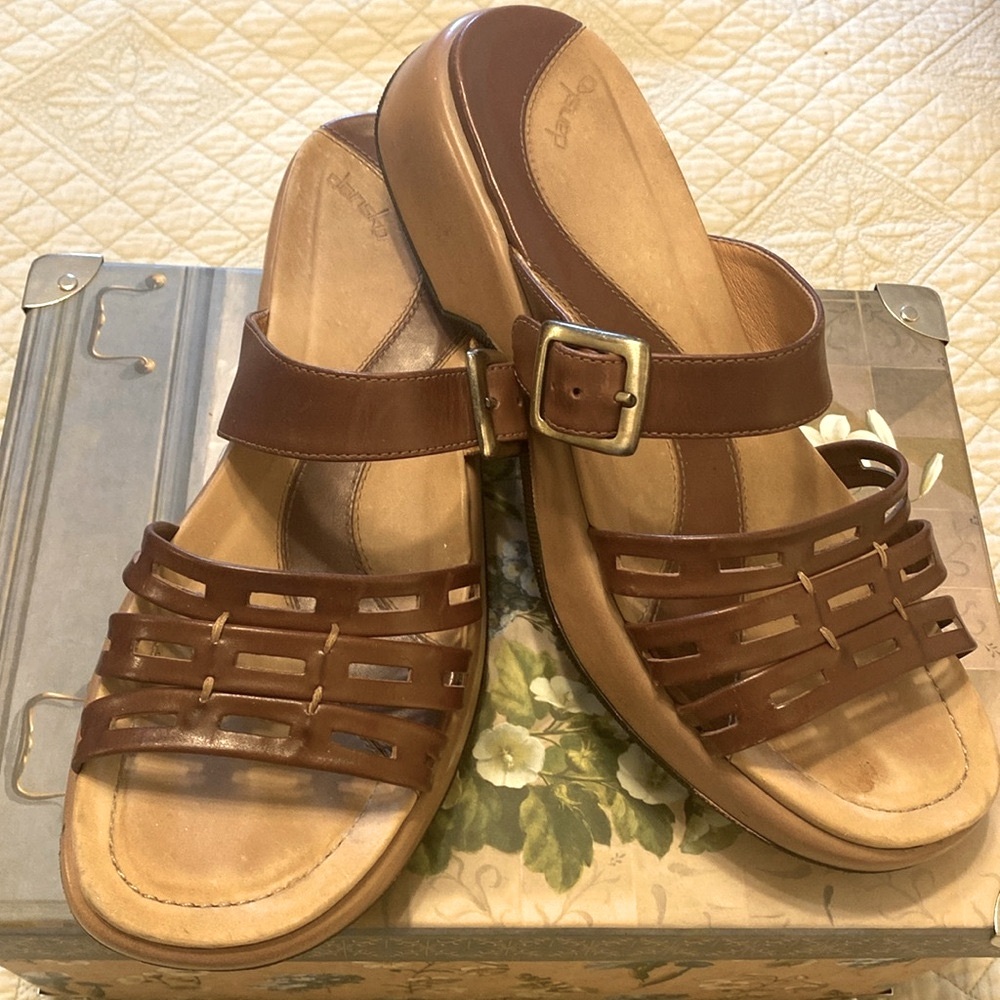 Dansko women’s sandals, brown, size 42